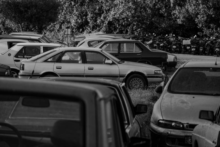 Doorstep vehicle pickup by ScrapMyGaadi partner